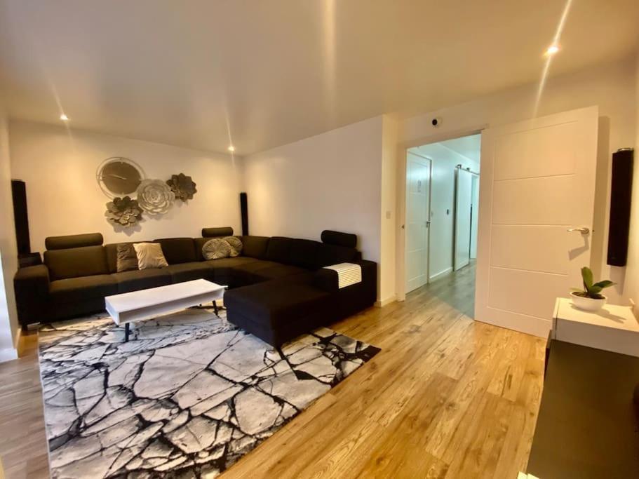 House In Manchester Bagian luar foto